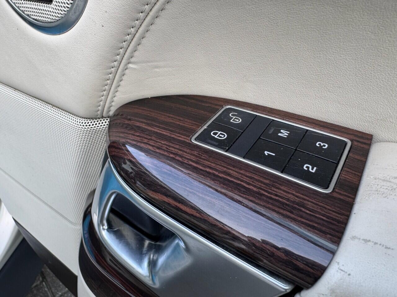 Used Land Rover Range Rover 2014 for sale - 76701739: Photo 75