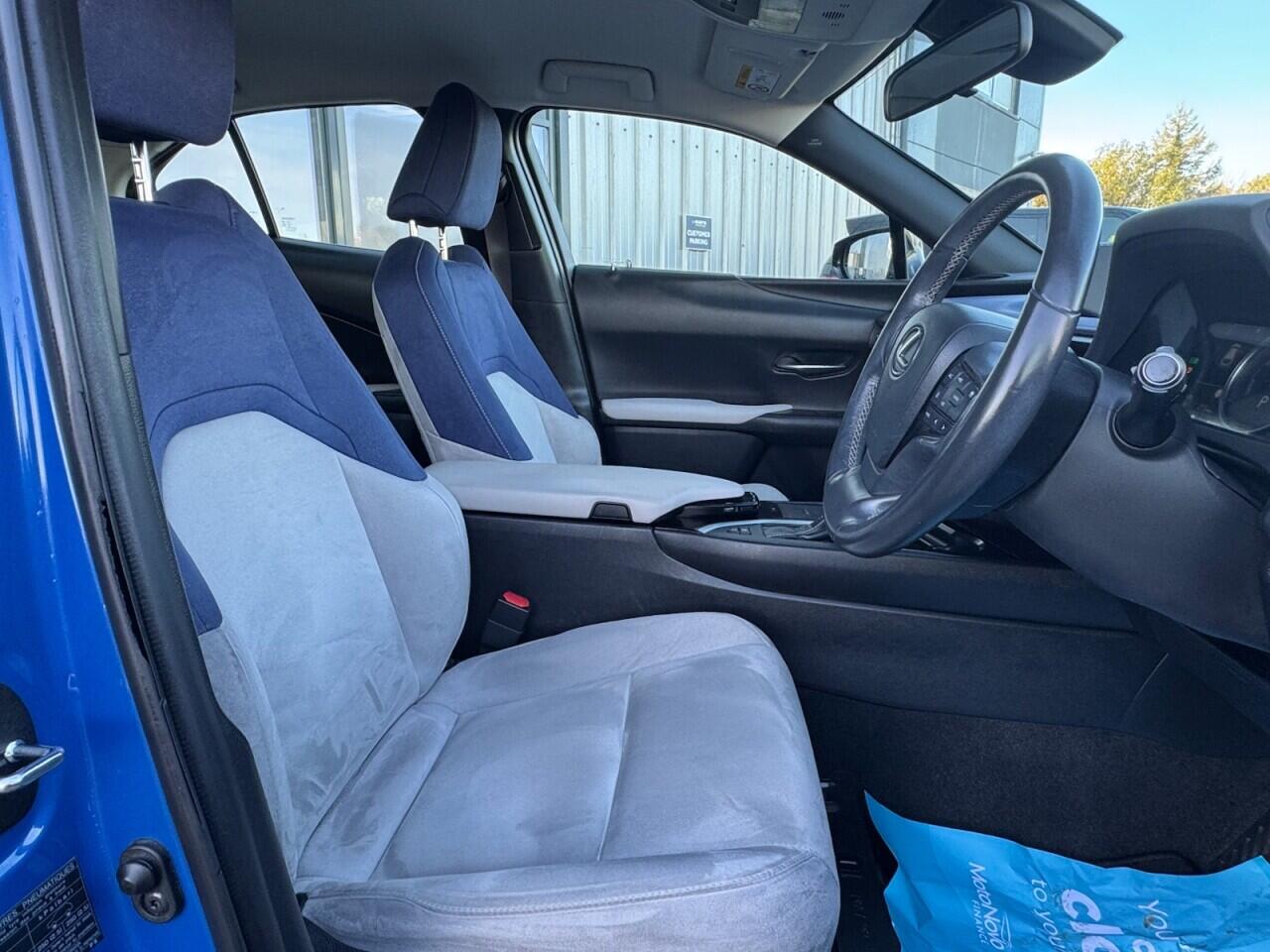 Used Lexus UX 2020 for sale - 76702513: Photo 11