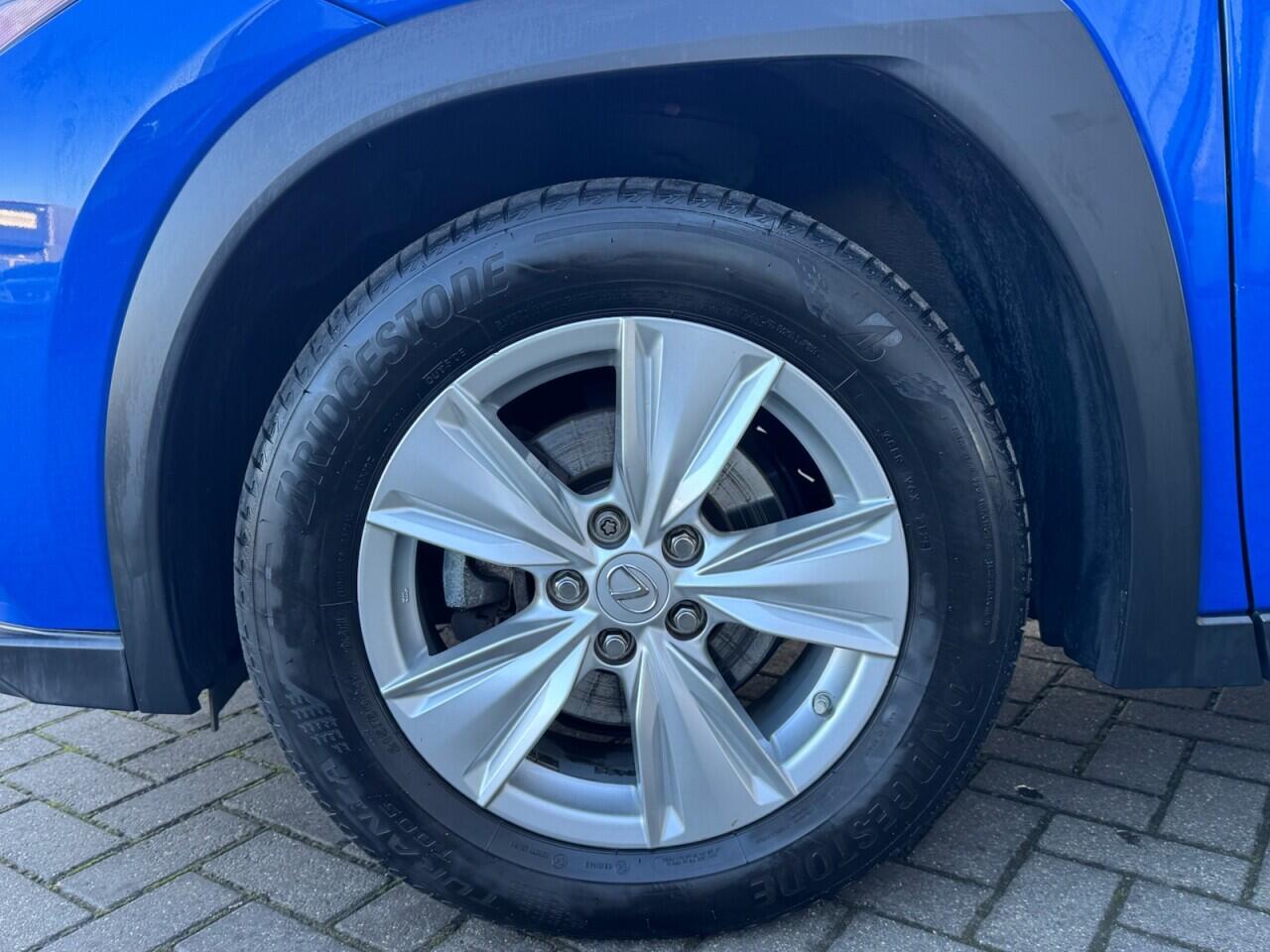 Used Lexus UX 2020 for sale - 76702513: Photo 13