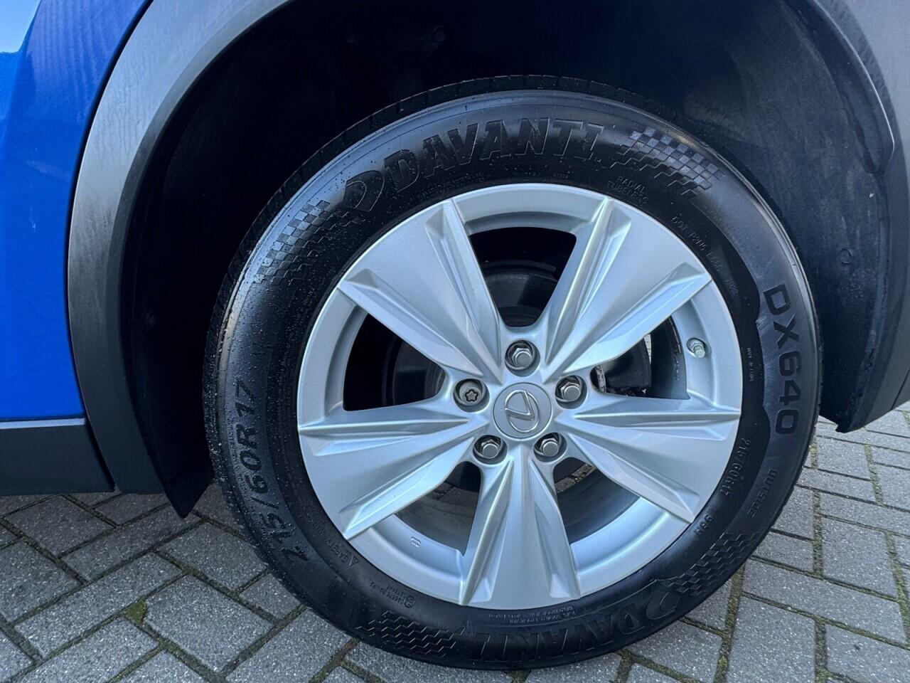 Used Lexus UX 2020 for sale - 76702513: Photo 17