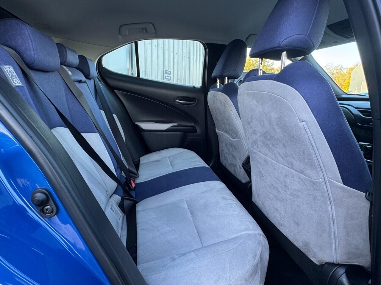 Used Lexus UX 2020 for sale - 76702513: Photo 33