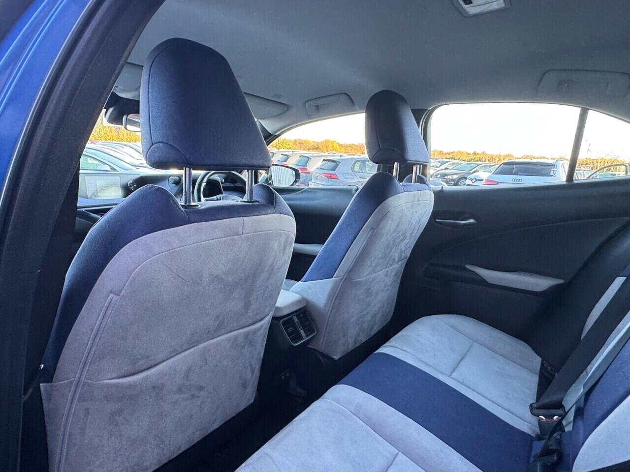 Used Lexus UX 2020 for sale - 76702513: Photo 38