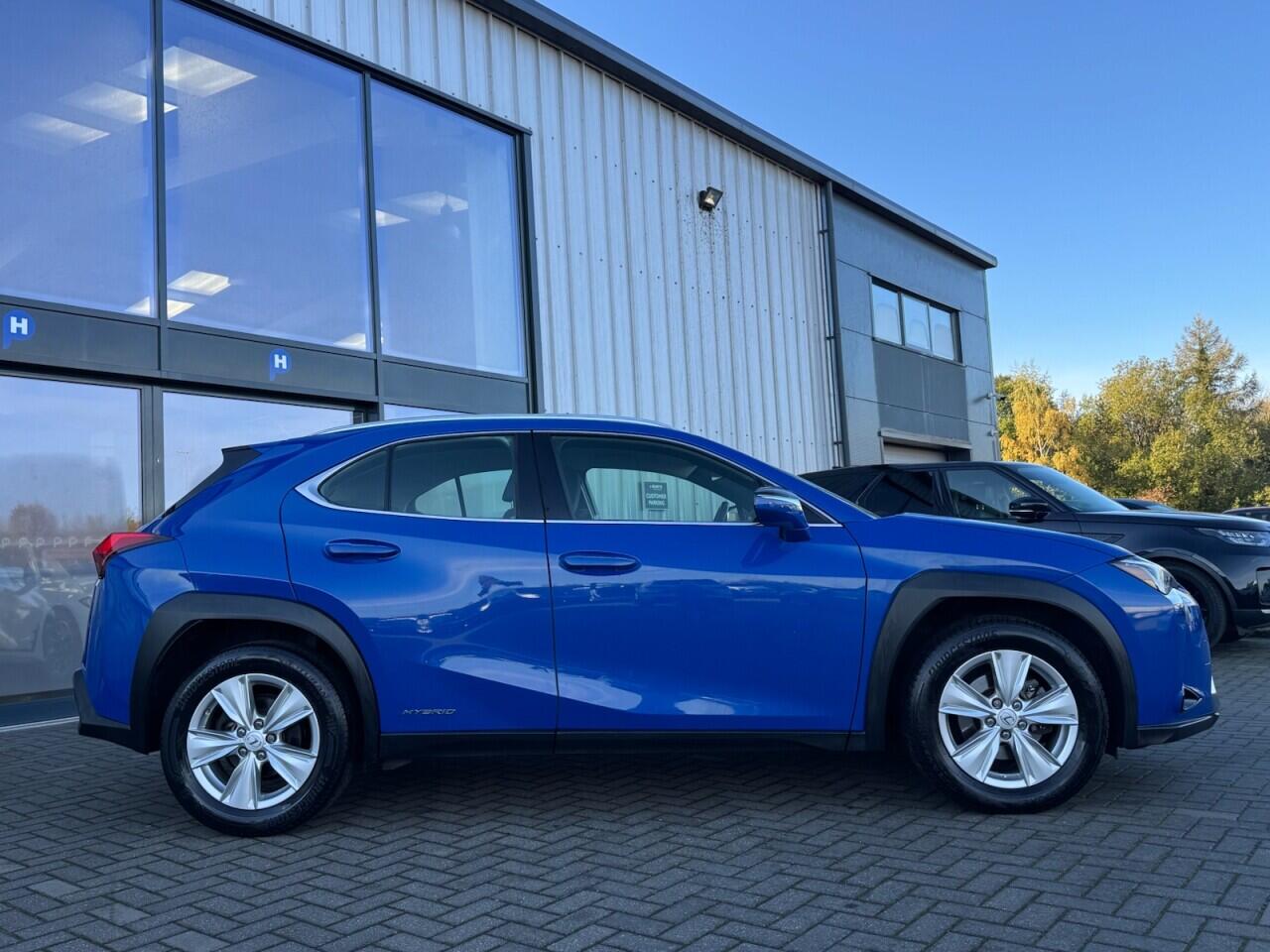 Used Lexus UX 2020 for sale - 76702513: Photo 60