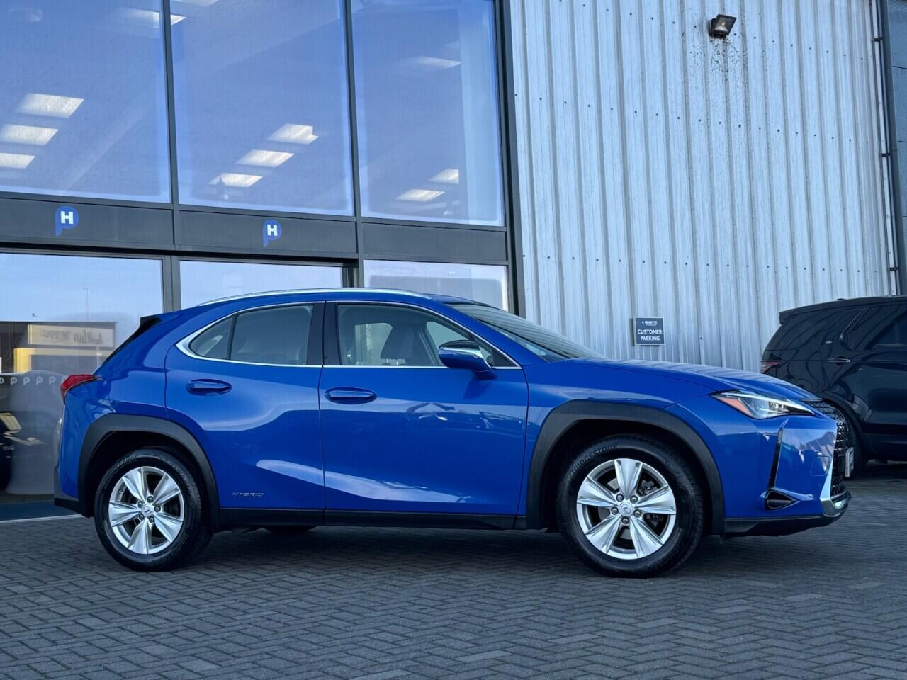 Used Lexus UX 2020 for sale - 76702513: Photo 62