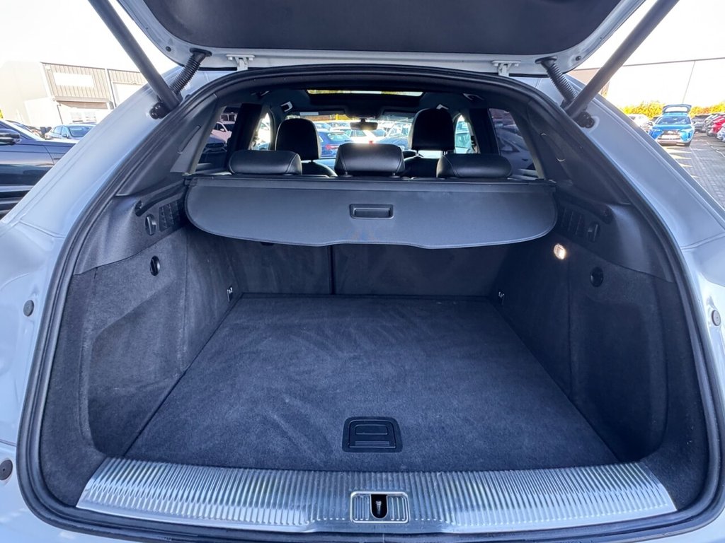 Used Audi RS Q3 2016 for sale - 76558762: Photo 44