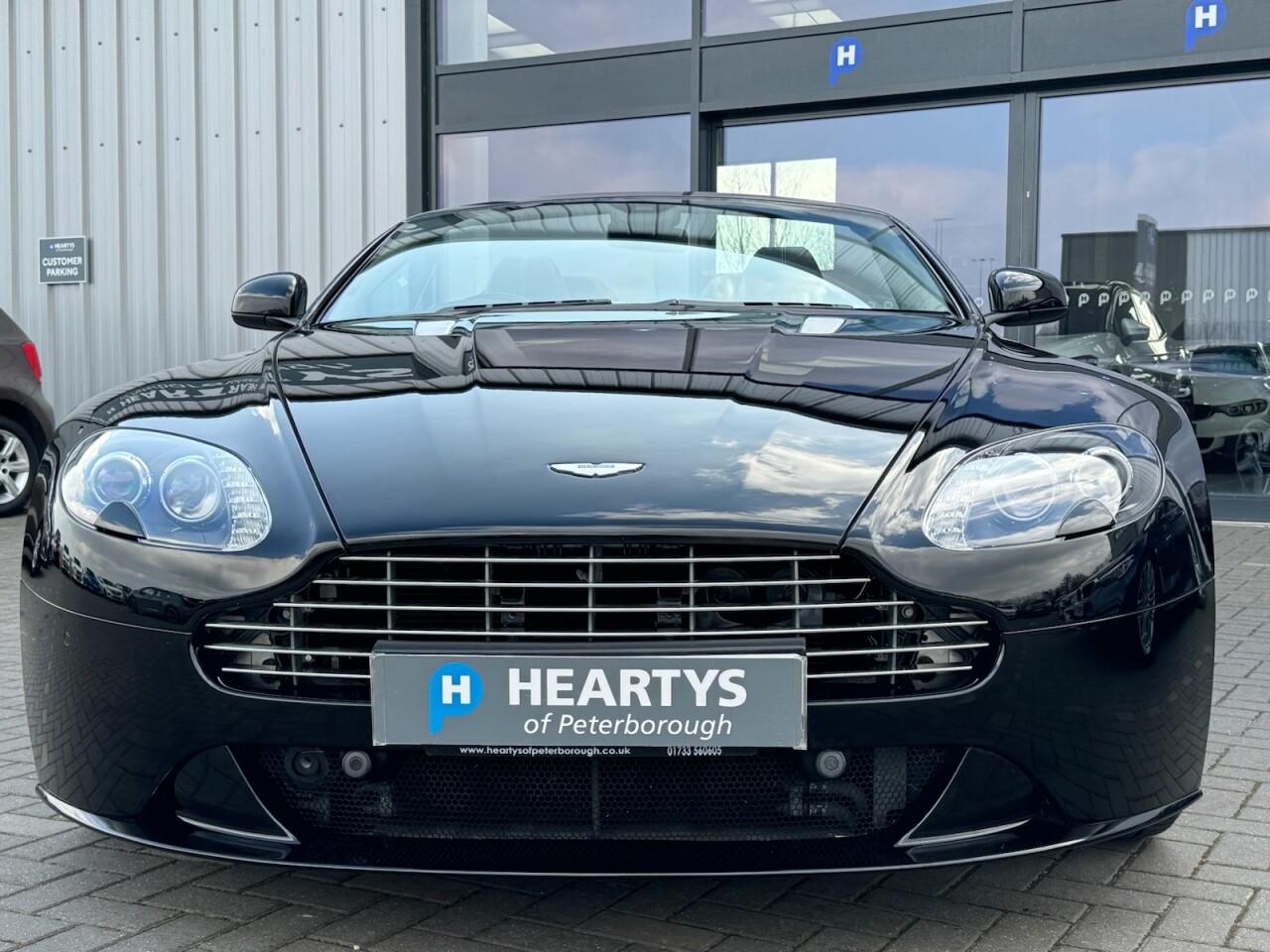 Used Aston Martin Vantage 2017 for sale - 76701043: Photo 2