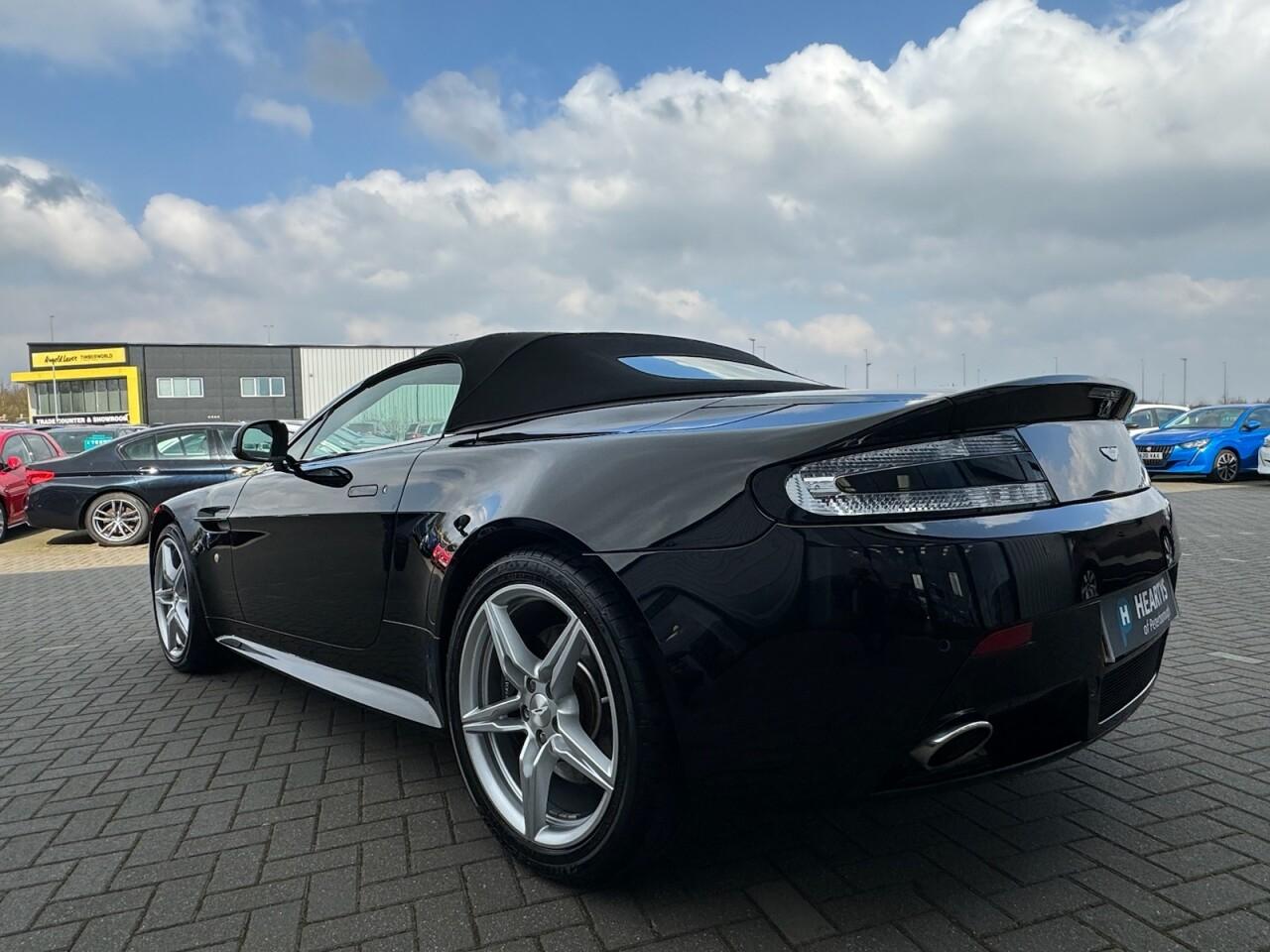 Used Aston Martin Vantage 2017 for sale - 76701043: Photo 26