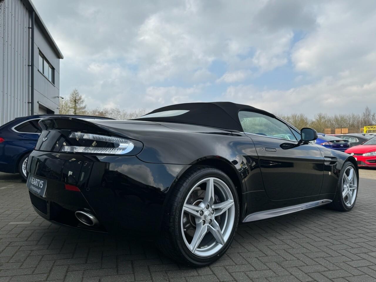 Used Aston Martin Vantage 2017 for sale - 76701043: Photo 36