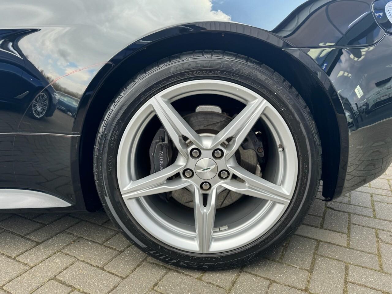 Used Aston Martin Vantage 2017 for sale - 76701043: Photo 59