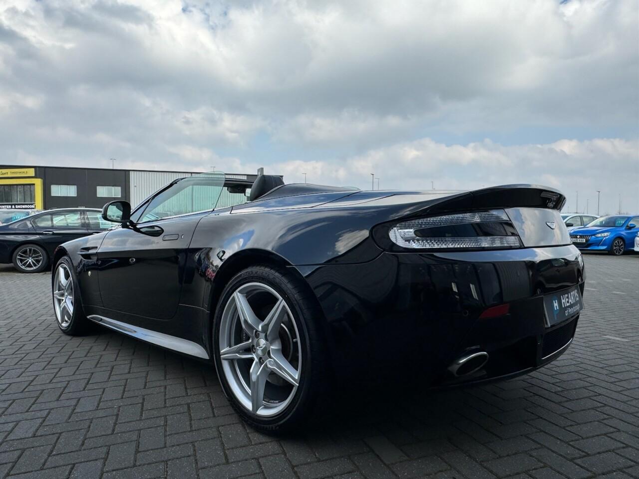 Used Aston Martin Vantage 2017 for sale - 76701043: Photo 66