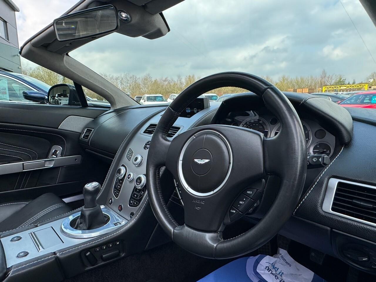 Used Aston Martin Vantage 2017 for sale - 76701043: Photo 88