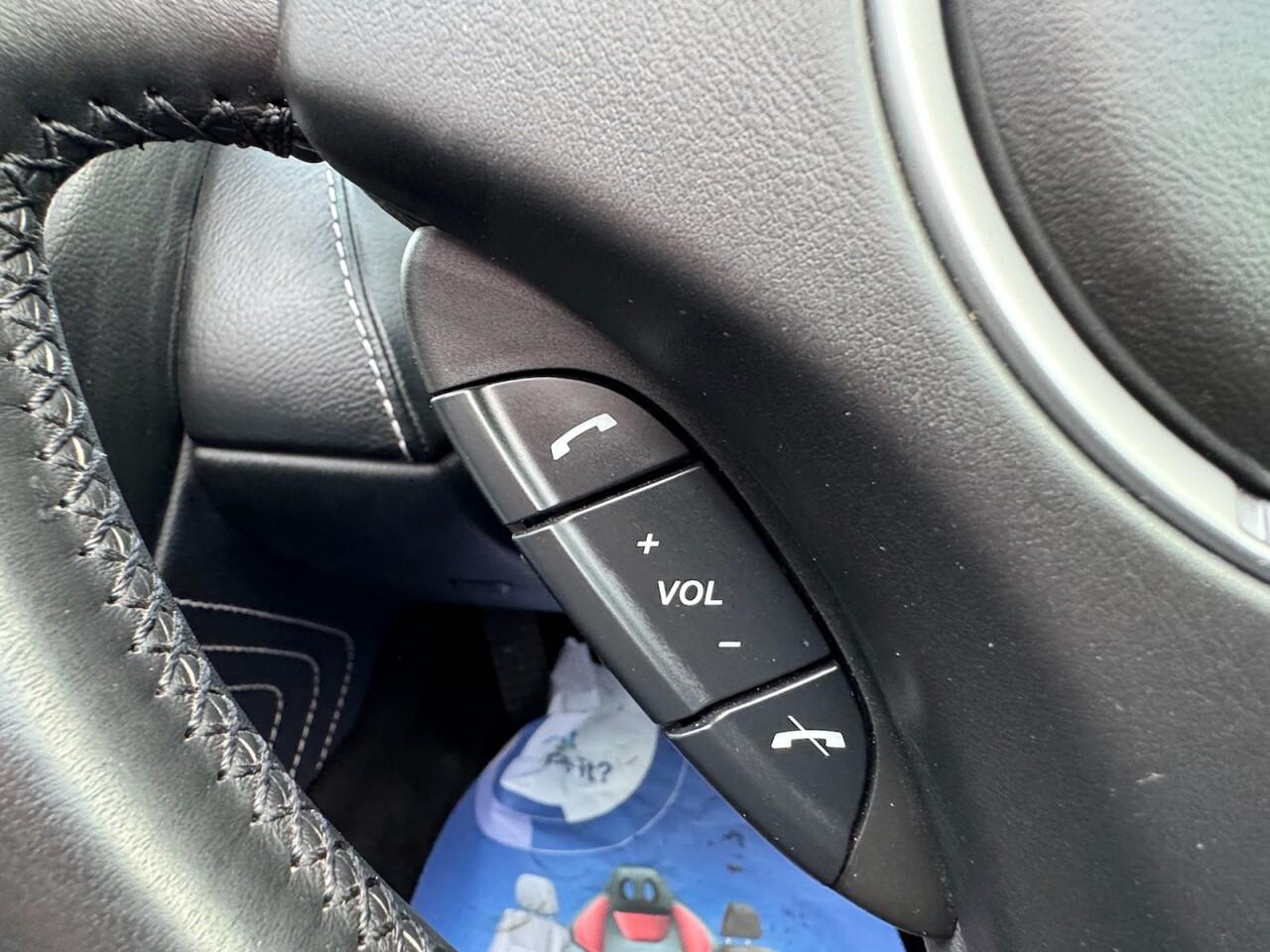 Used Aston Martin Vantage 2017 for sale - 76701043: Photo 91