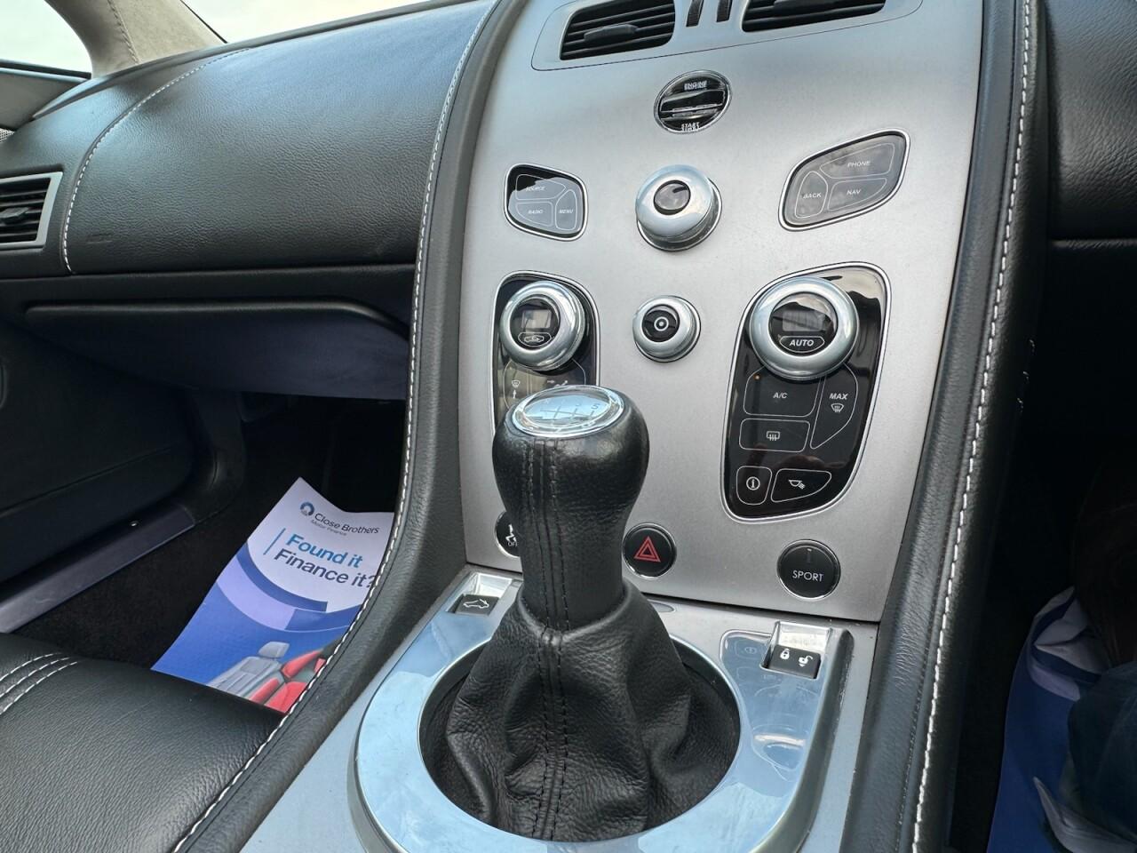 Used Aston Martin Vantage 2017 for sale - 76701043: Photo 95