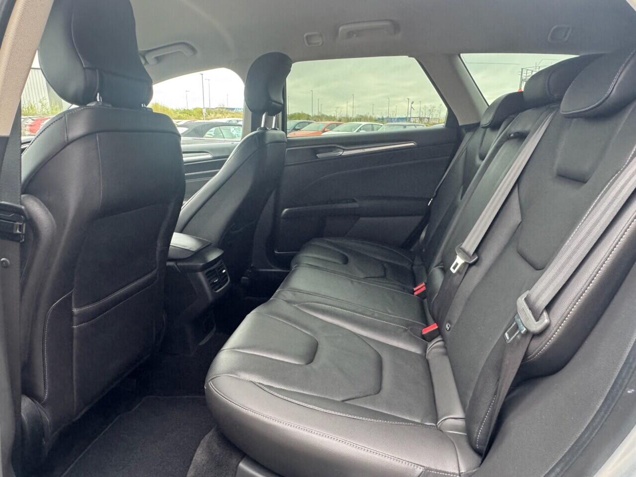 Used Ford Mondeo 2014 for sale - 78072363: Photo 41