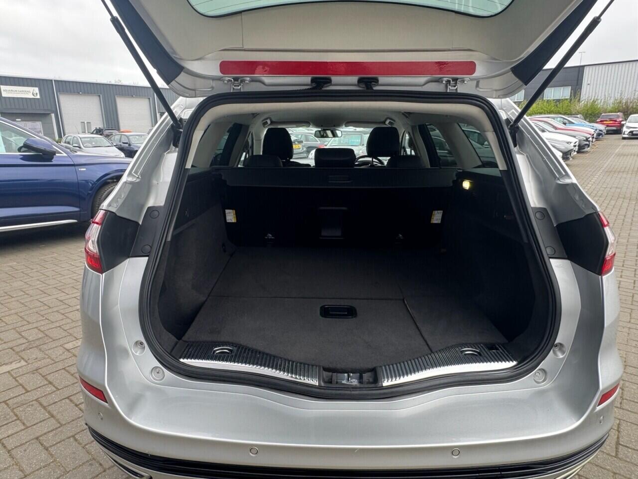 Used Ford Mondeo 2014 for sale - 78072363: Photo 42