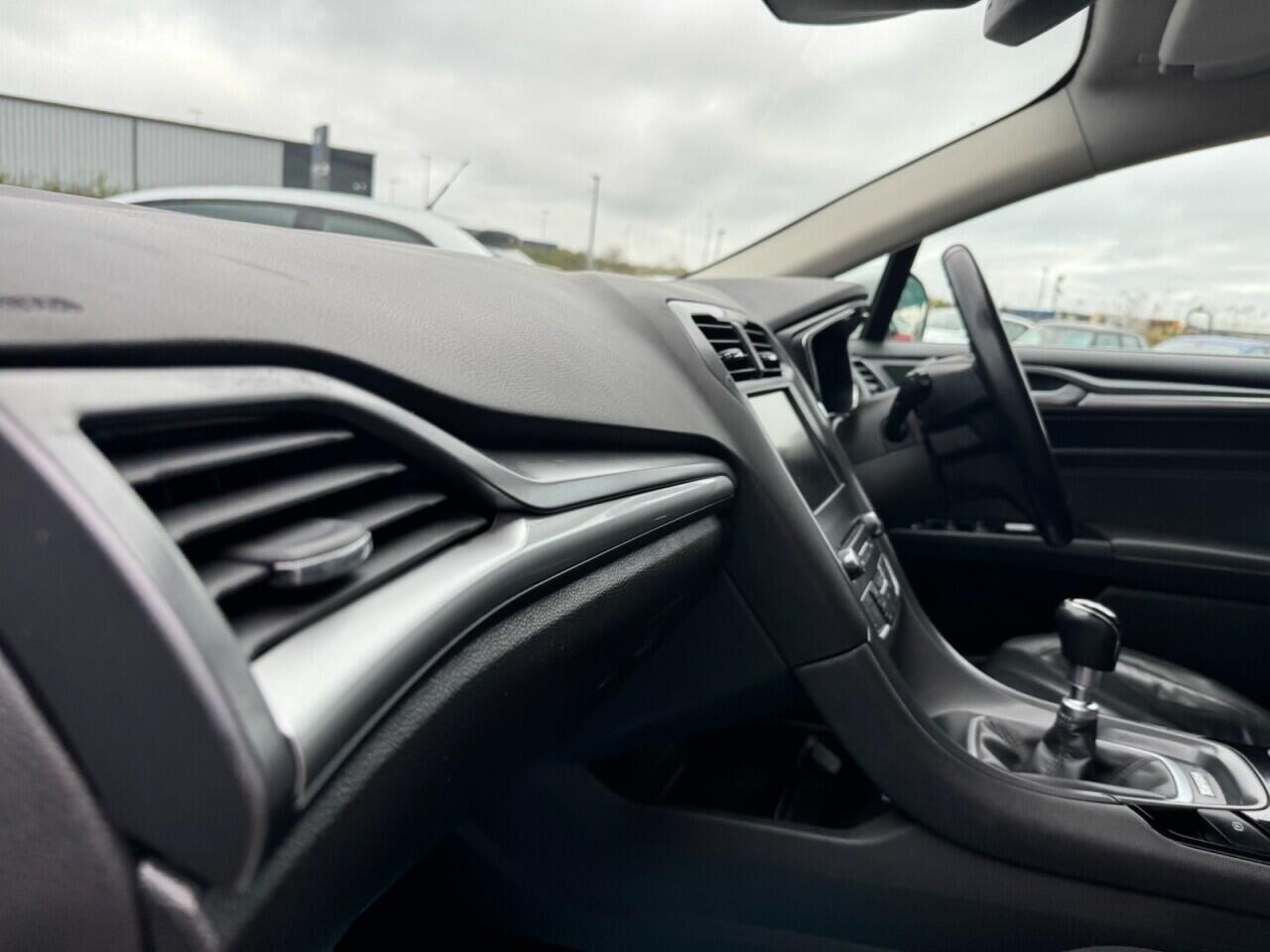 Used Ford Mondeo 2014 for sale - 78072363: Photo 45