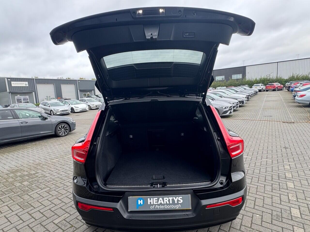 Used Volvo XC40 2020 for sale - 76701446: Photo 28