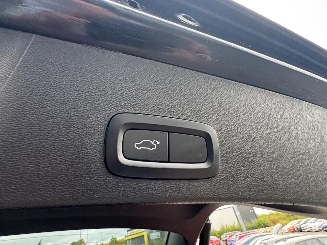 Used Volvo XC40 2020 for sale - 76701446: Photo 42