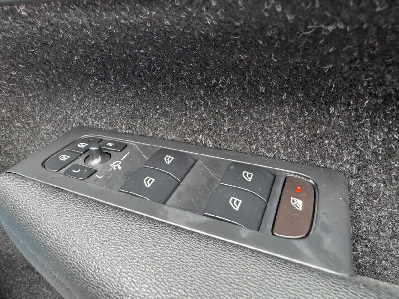 Used Volvo XC40 2020 for sale - 76701446: Photo 54