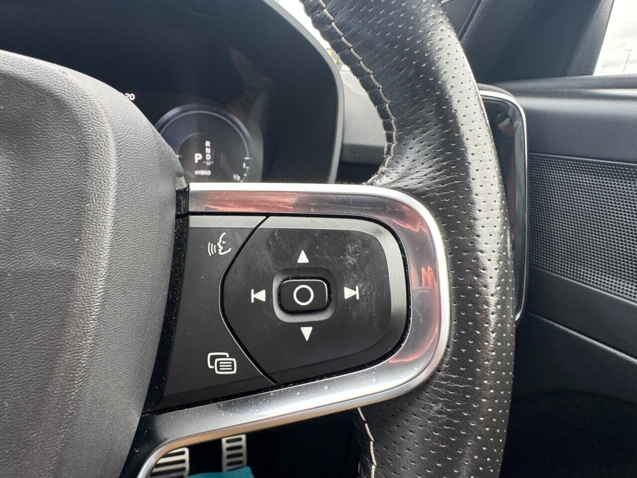 Used Volvo XC40 2020 for sale - 76701446: Photo 59