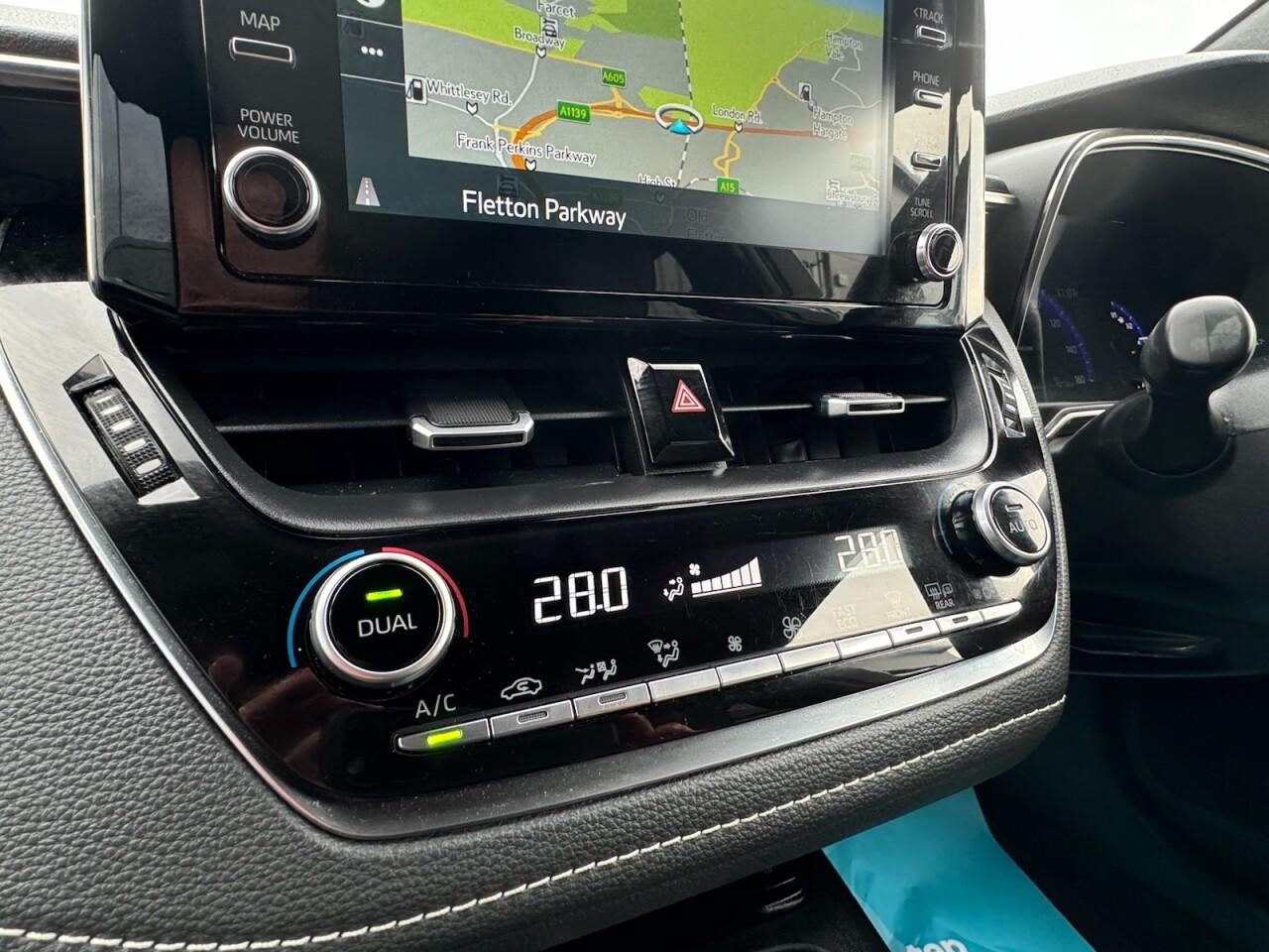 Used Toyota Corolla 2021 for sale - 76701832: Photo 53