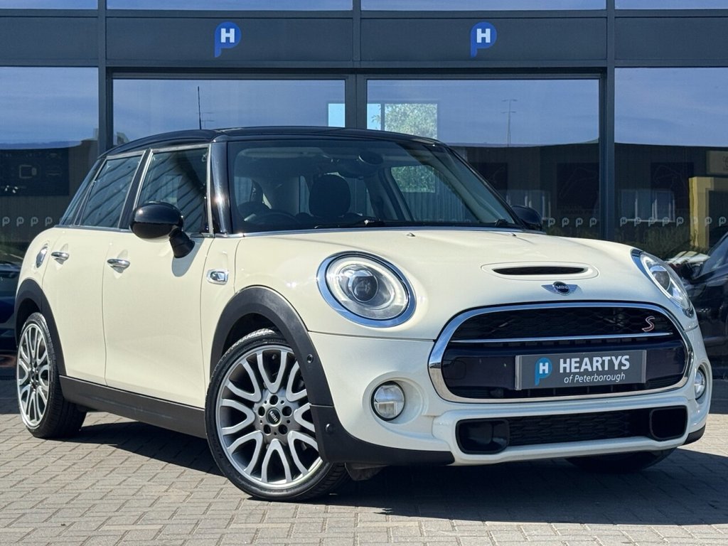 Used MINI Hatch 2017 for sale - 76558447: Photo 1