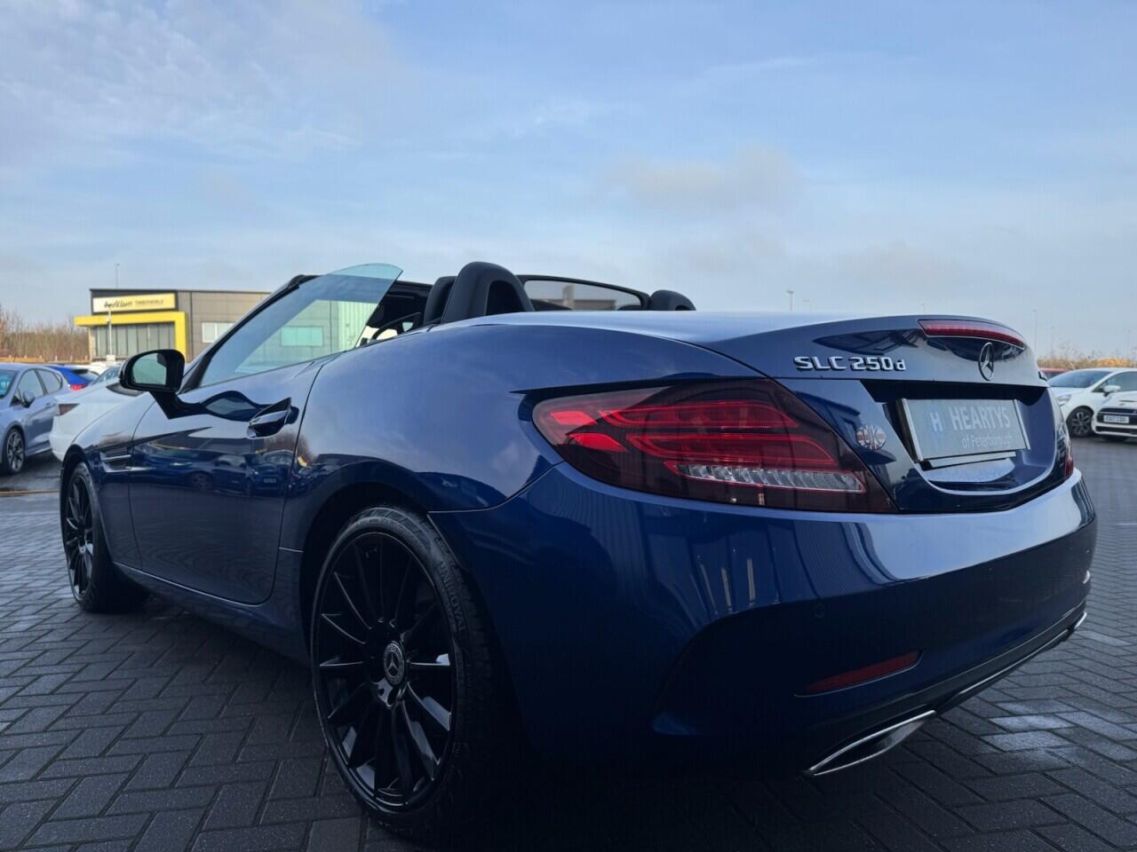 Used Mercedes-Benz SLC 2016 for sale - 77029619: Photo 38
