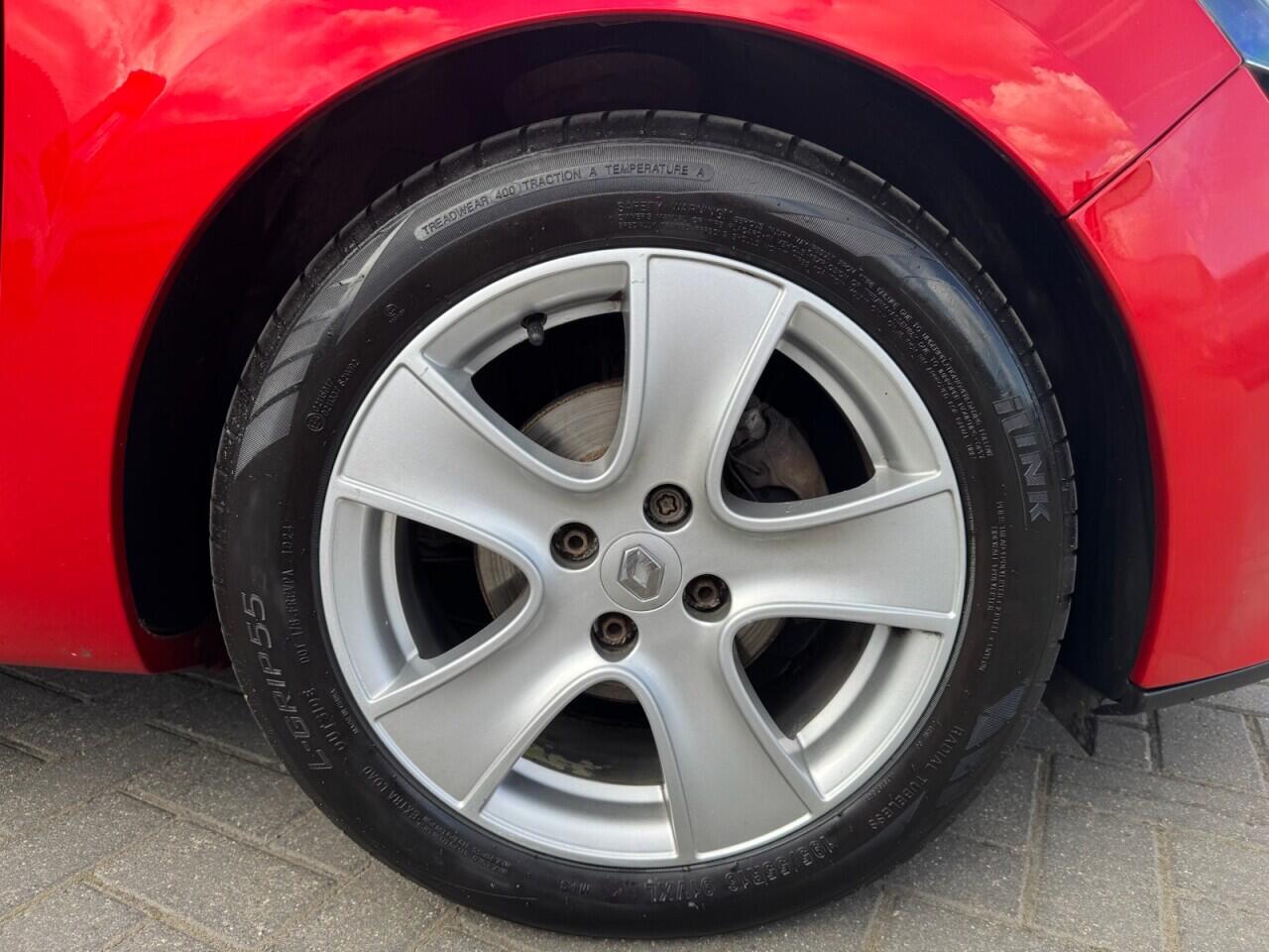 Used Renault Clio 2015 for sale - 76701398: Photo 47