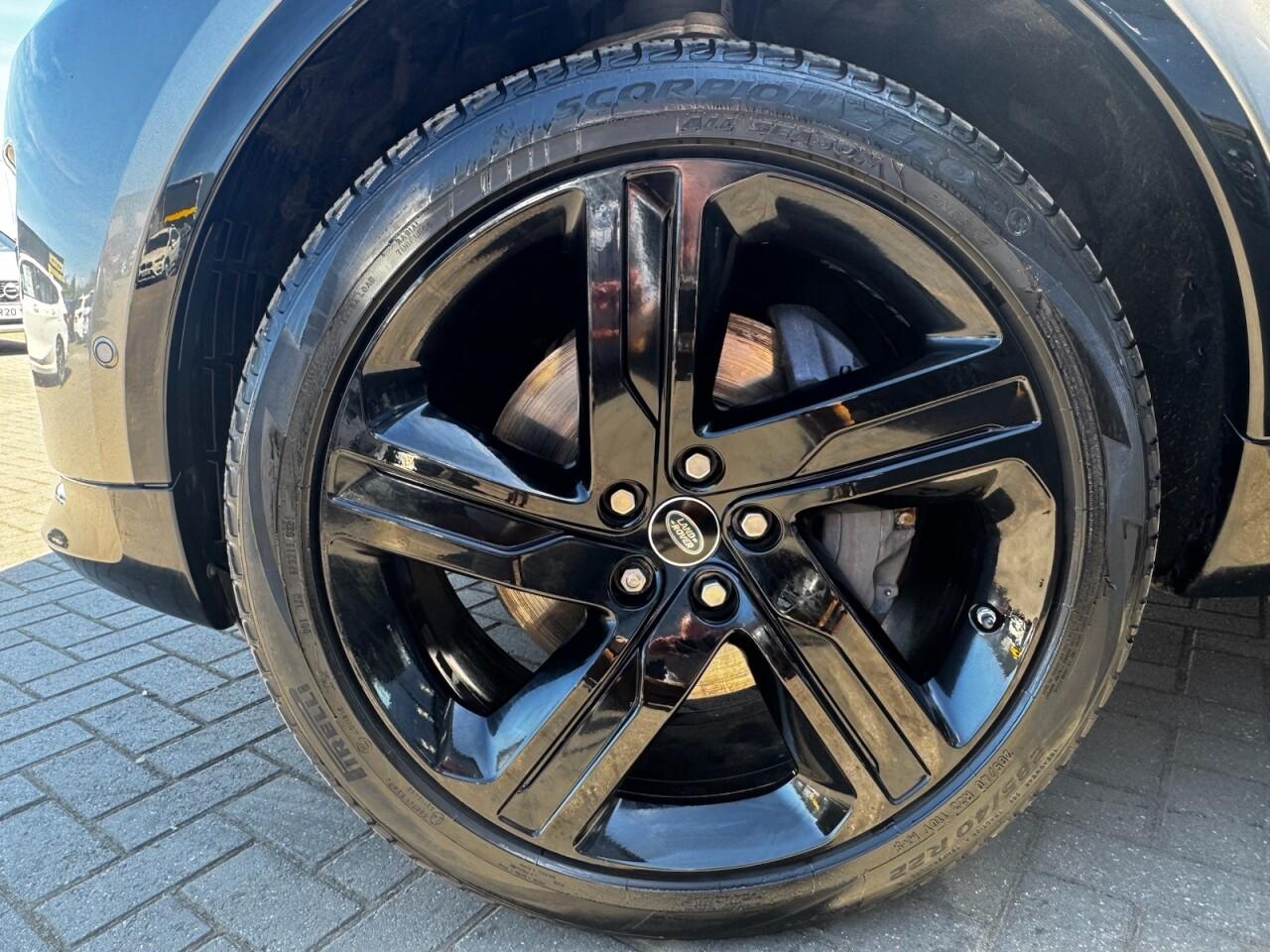 Used Land Rover Discovery 2021 for sale - 76702286: Photo 12