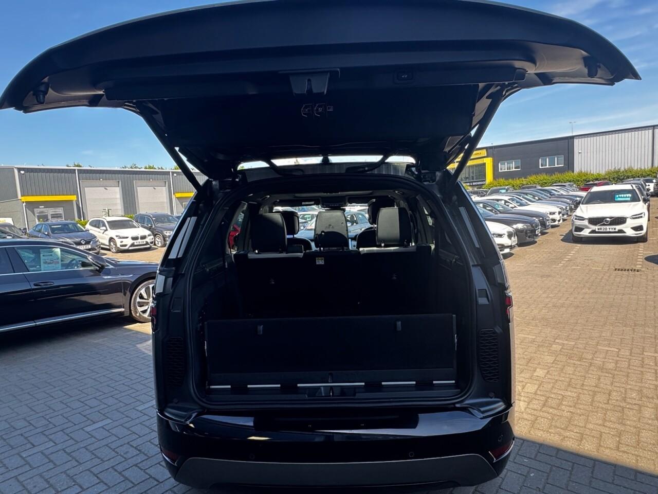 Used Land Rover Discovery 2021 for sale - 76702286: Photo 45