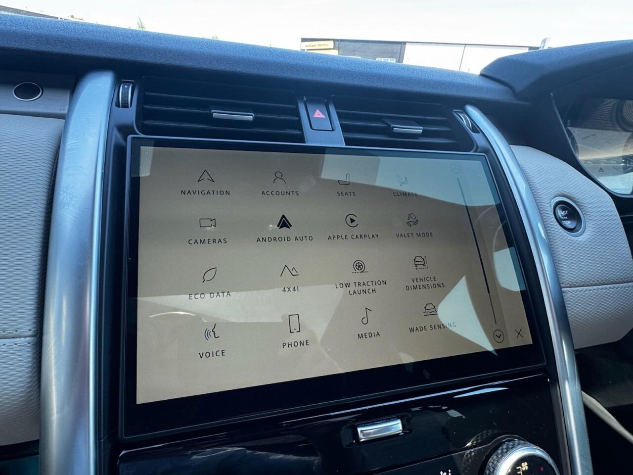 Used Land Rover Discovery 2021 for sale - 76702286: Photo 76