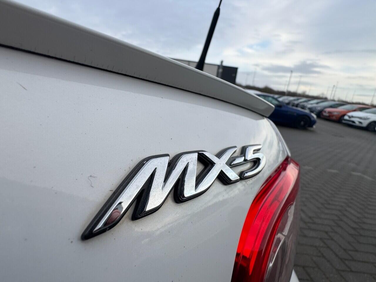 Used Mazda MX-5 2010 for sale - 77215374: Photo 29