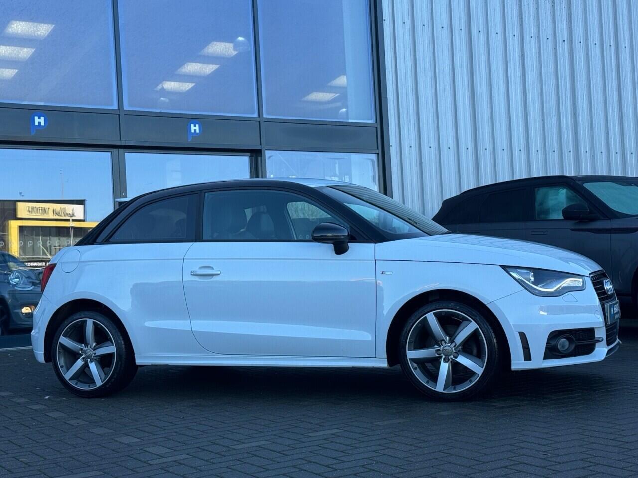 Used Audi A1 2014 for sale - 76780816: Photo 12