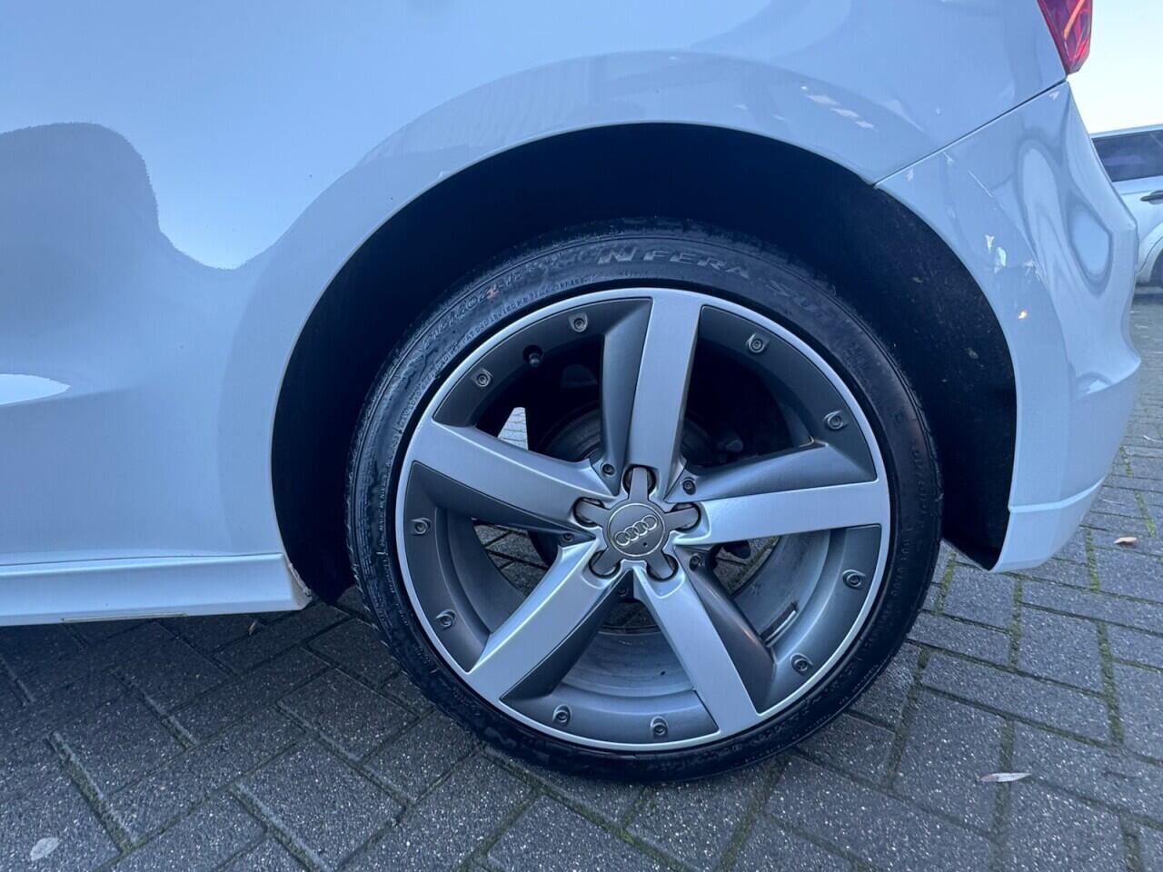 Used Audi A1 2014 for sale - 76780816: Photo 36