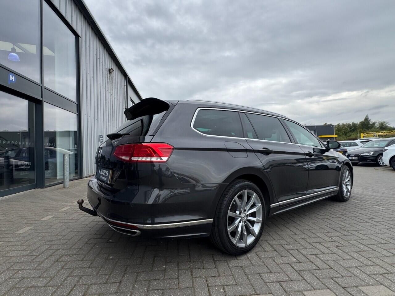 Used Volkswagen Passat for sale - 76701373: Photo 18