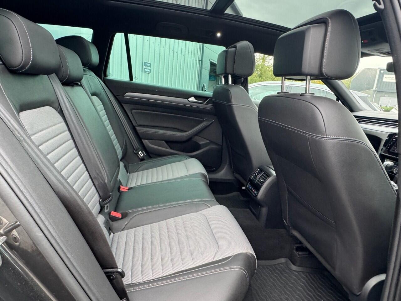 Used Volkswagen Passat for sale - 76701373: Photo 42