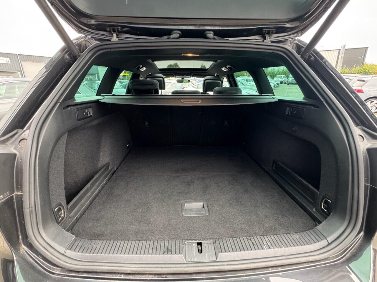 Used Volkswagen Passat for sale - 76701373: Photo 45