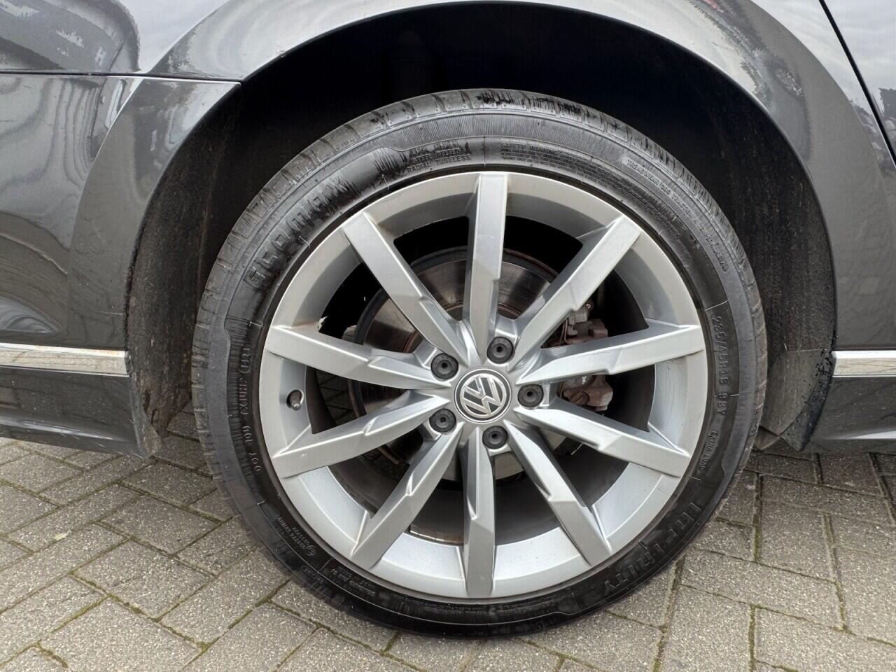 Used Volkswagen Passat for sale - 76701373: Photo 47