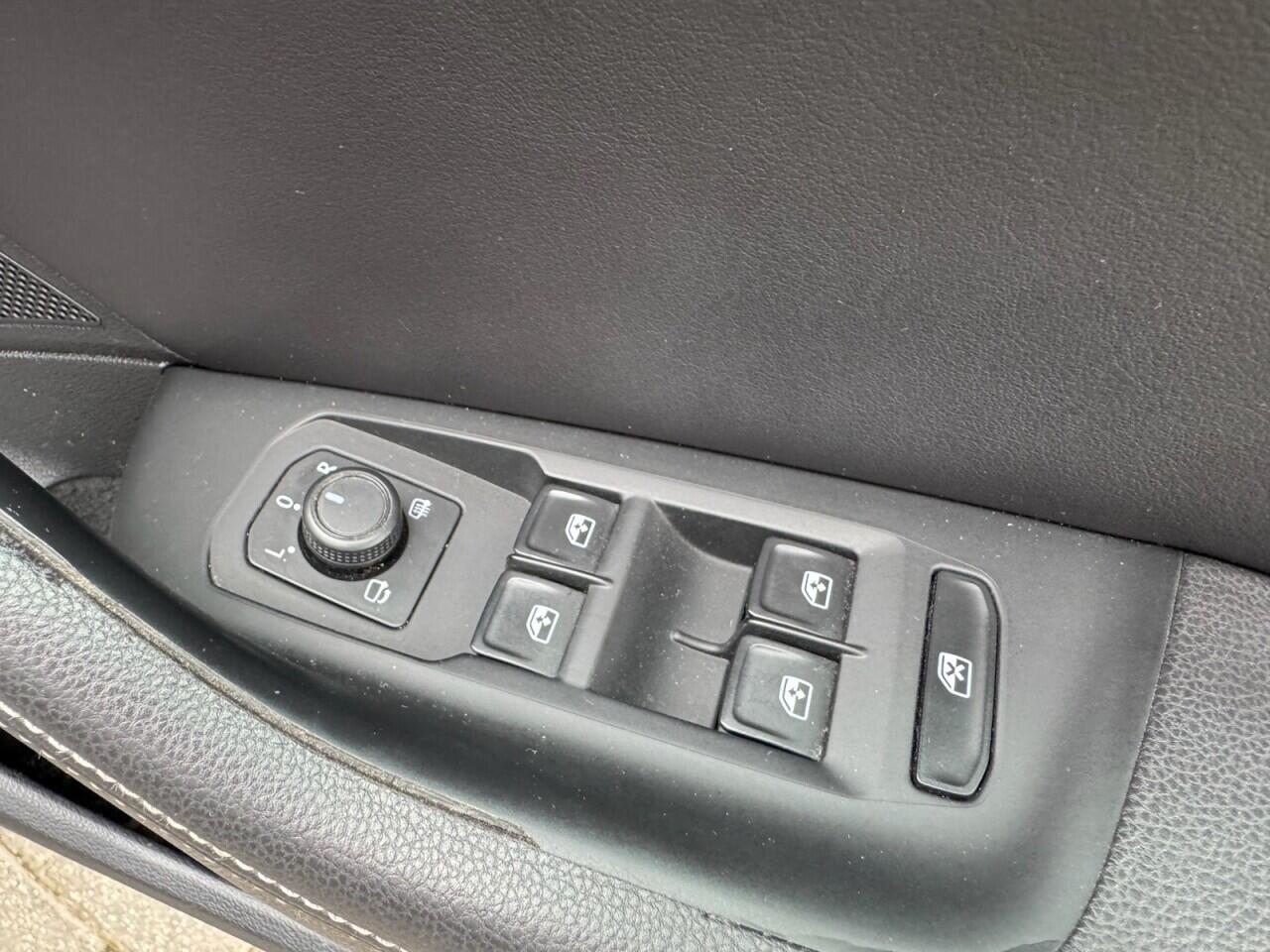 Used Volkswagen Passat for sale - 76701373: Photo 63