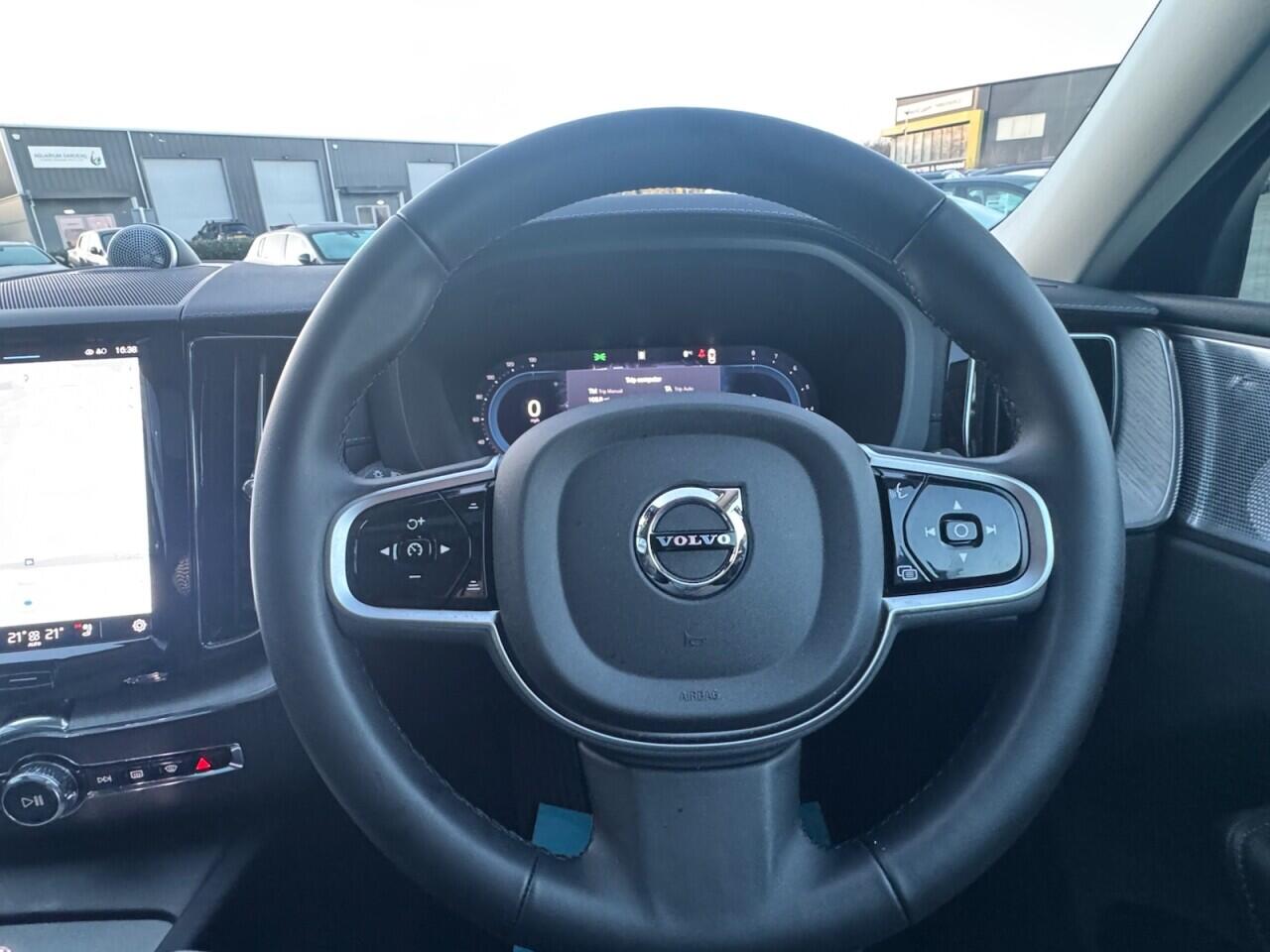 Used Volvo XC60 2025 for sale - 77425049: Photo 62