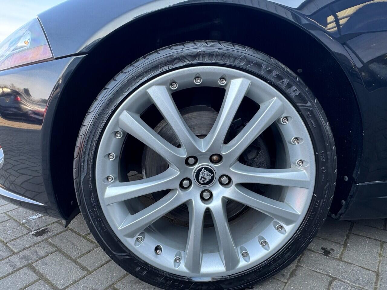 Used Jaguar XK 2006 for sale - 77441047: Photo 35