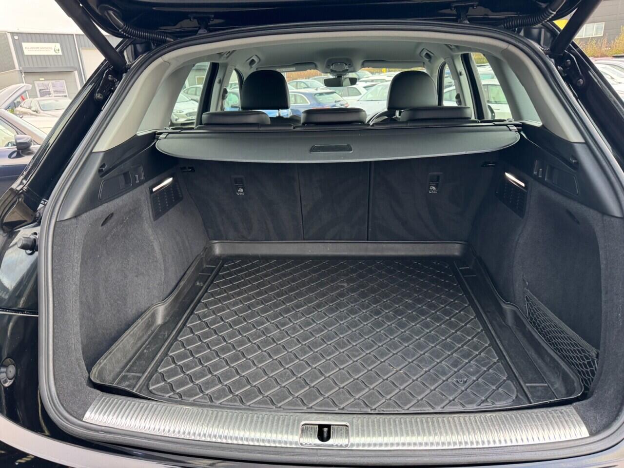 Used Audi Q5 2019 for sale - 76702019: Photo 48