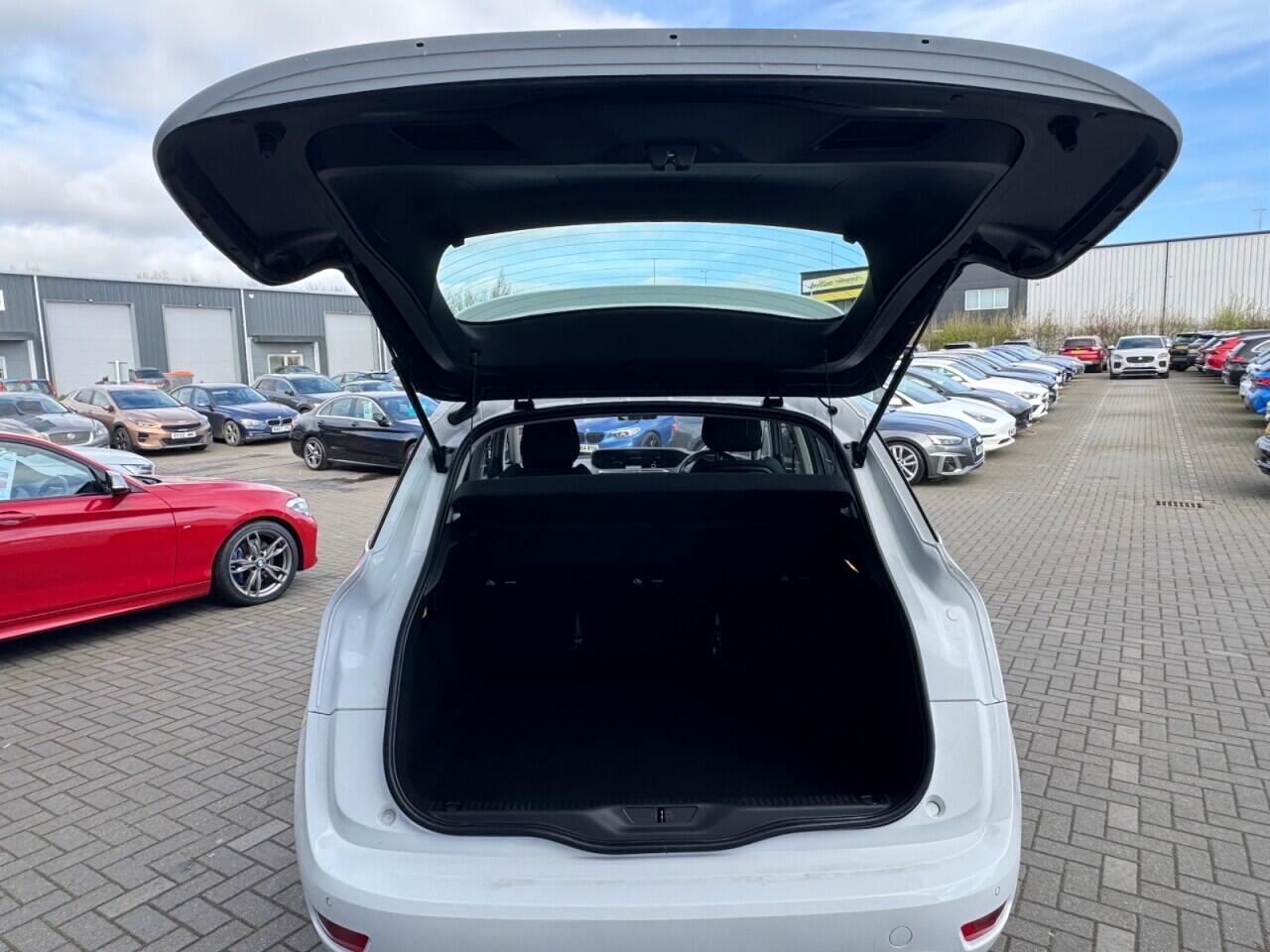 Used Citroen C4 Picasso 2017 for sale - 77441136: Photo 56