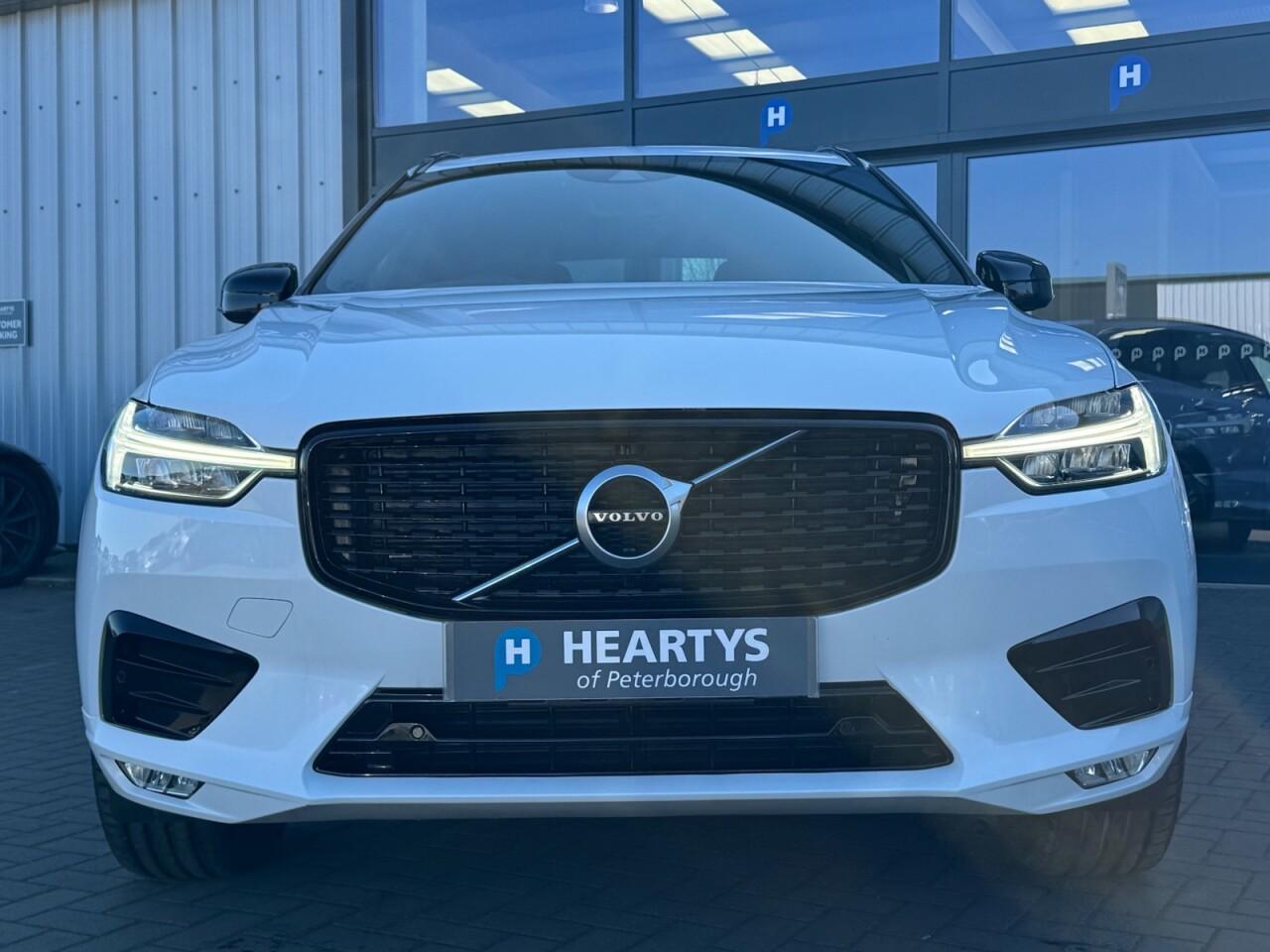 Used Volvo XC60 2020 for sale - 76701361: Photo 2