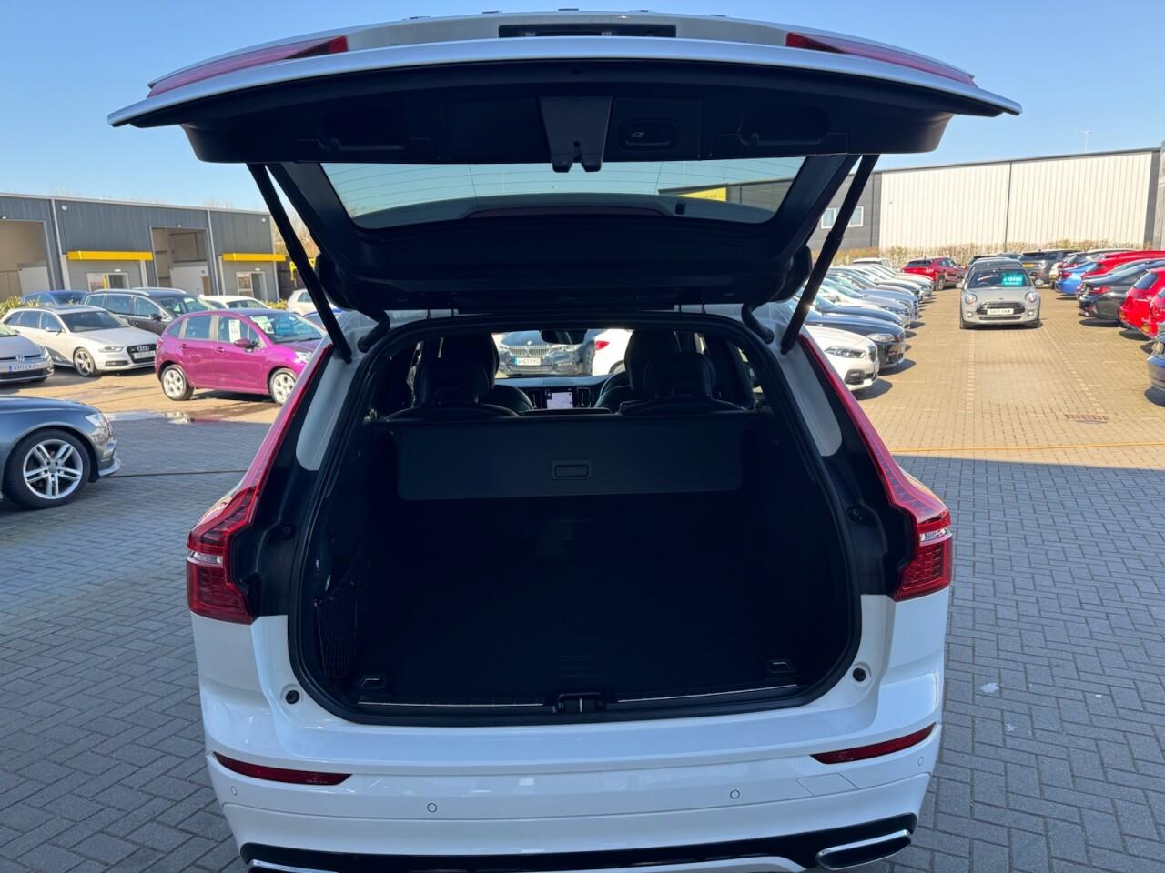 Used Volvo XC60 2020 for sale - 76701361: Photo 41