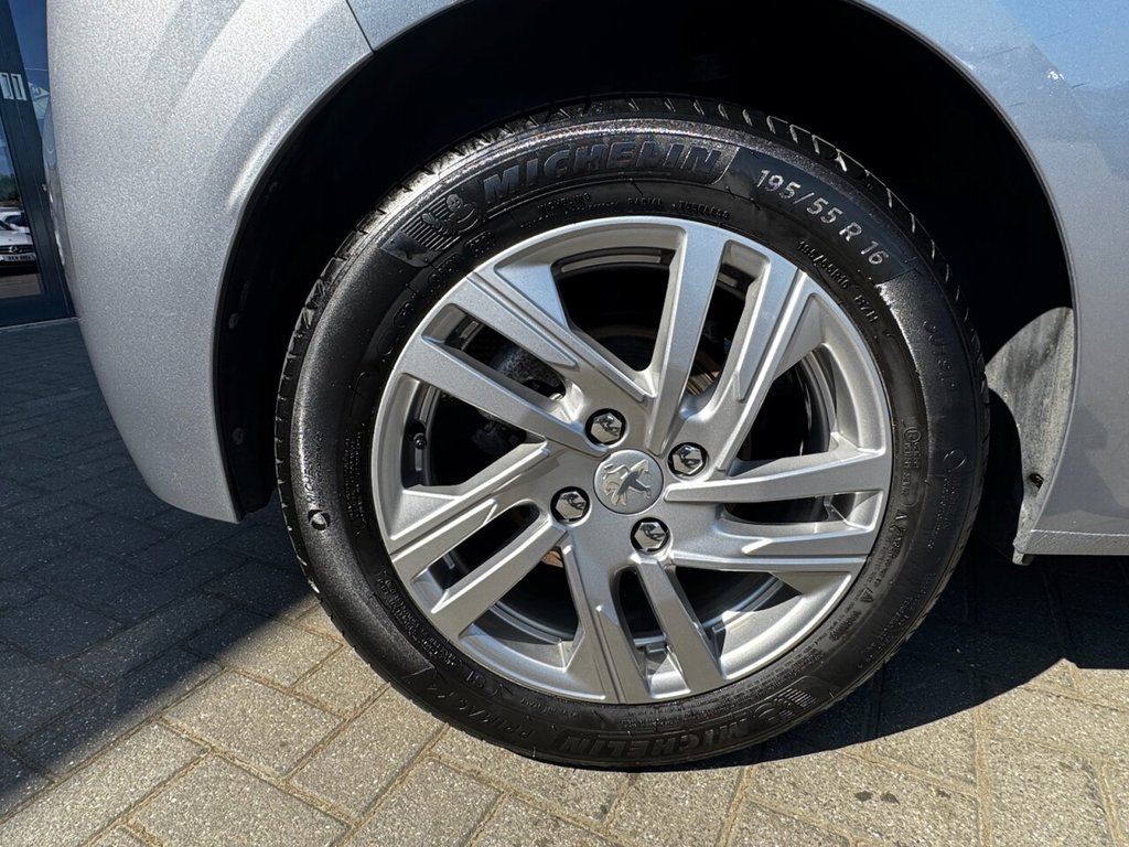 Used Peugeot 208 2020 for sale - 76558903: Photo 18