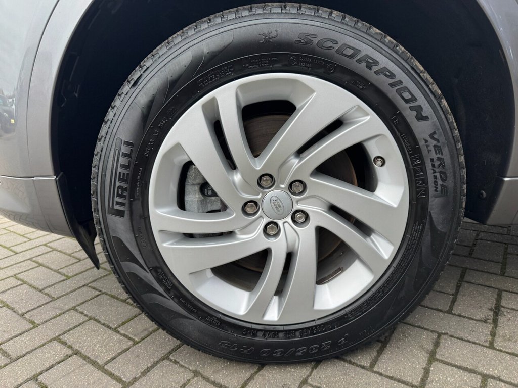 Used Land Rover Discovery Sport 2020 for sale - 76559367: Photo 17