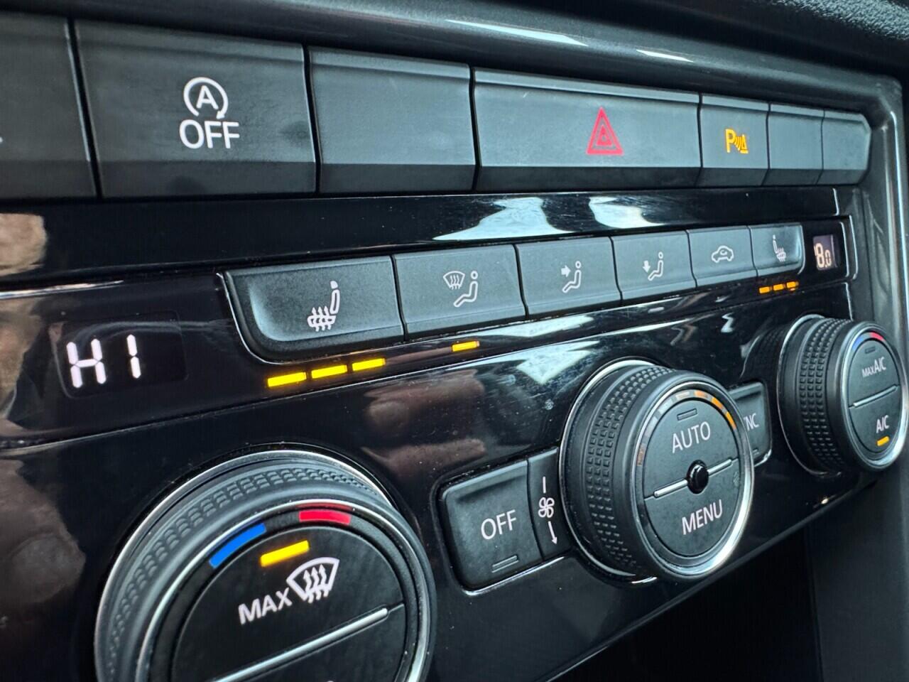 Used Volkswagen T-Roc 2020 for sale - 76701810: Photo 42