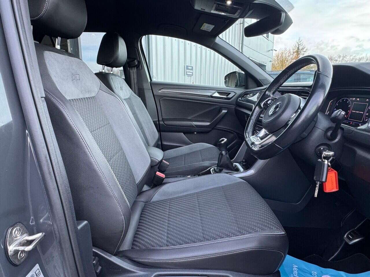 Used Volkswagen T-Roc 2020 for sale - 76701810: Photo 45