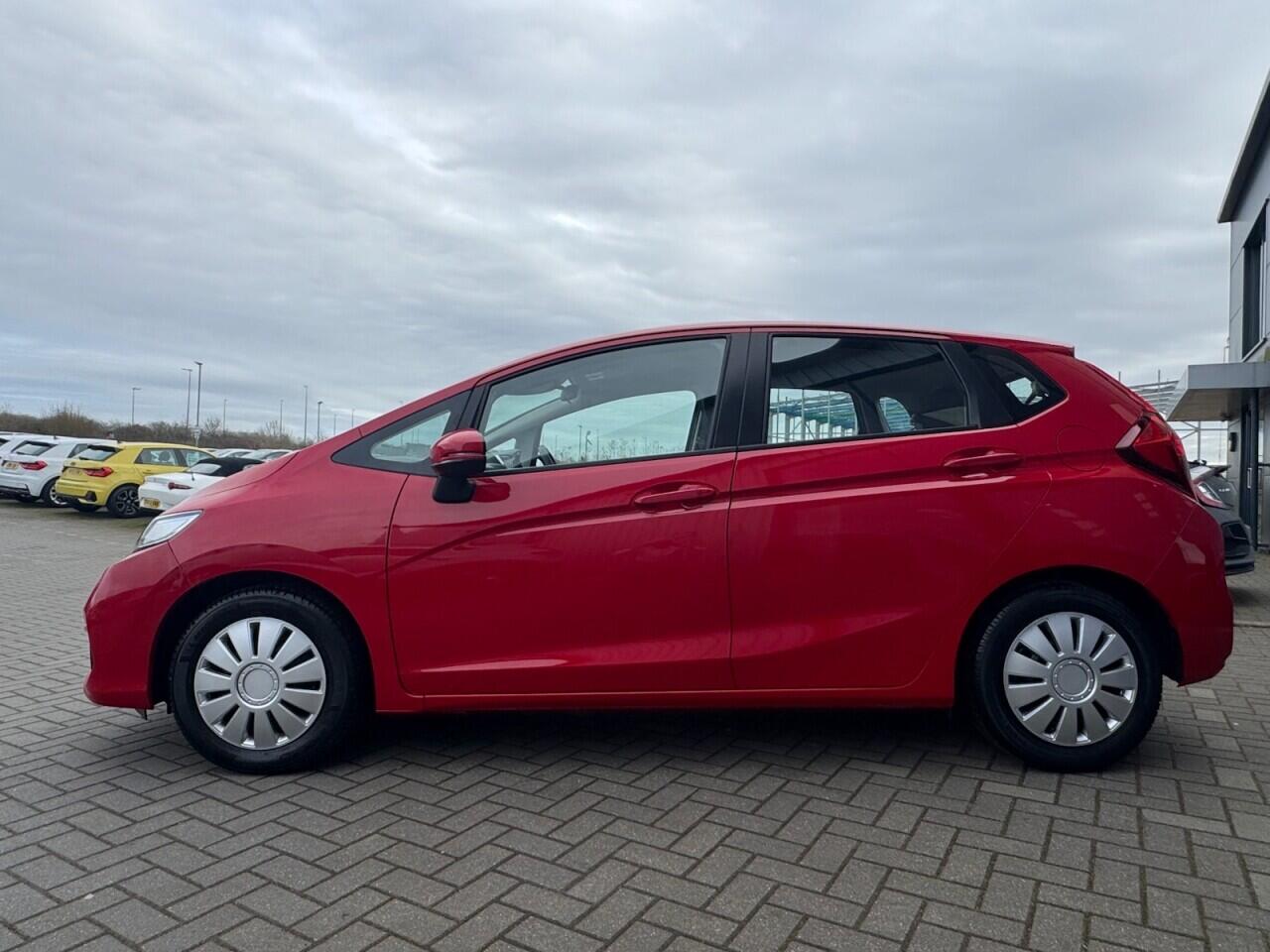 Used Honda Jazz 2019 for sale - 77657584: Photo 12
